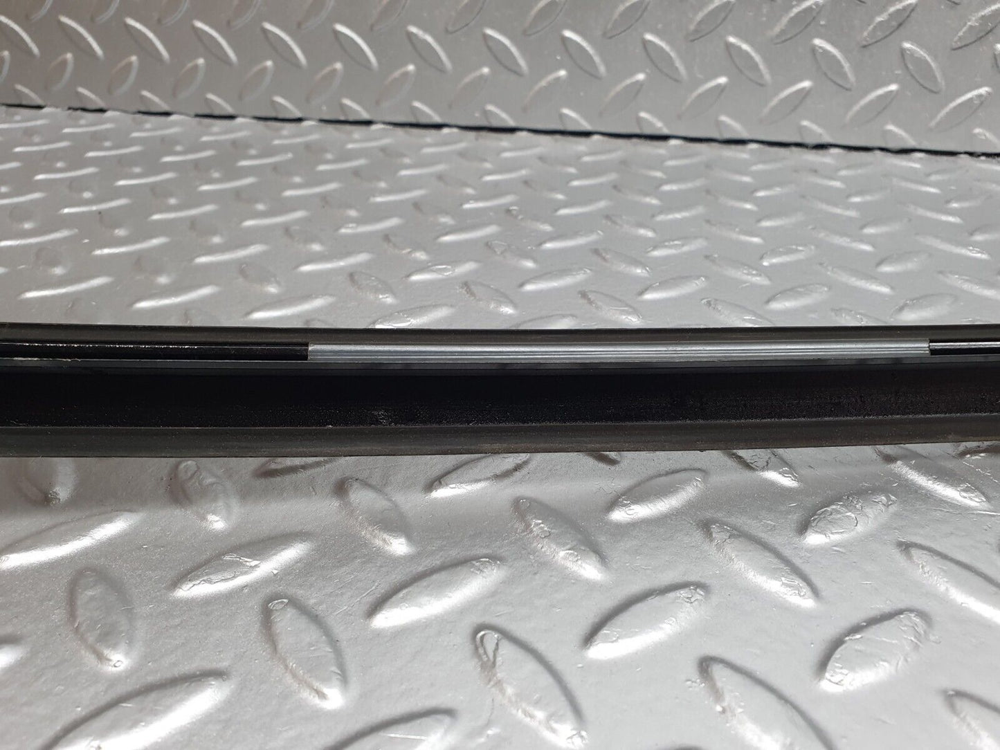 42111 Mercedes-Benz W202 C200 Roof Trim Left Side
