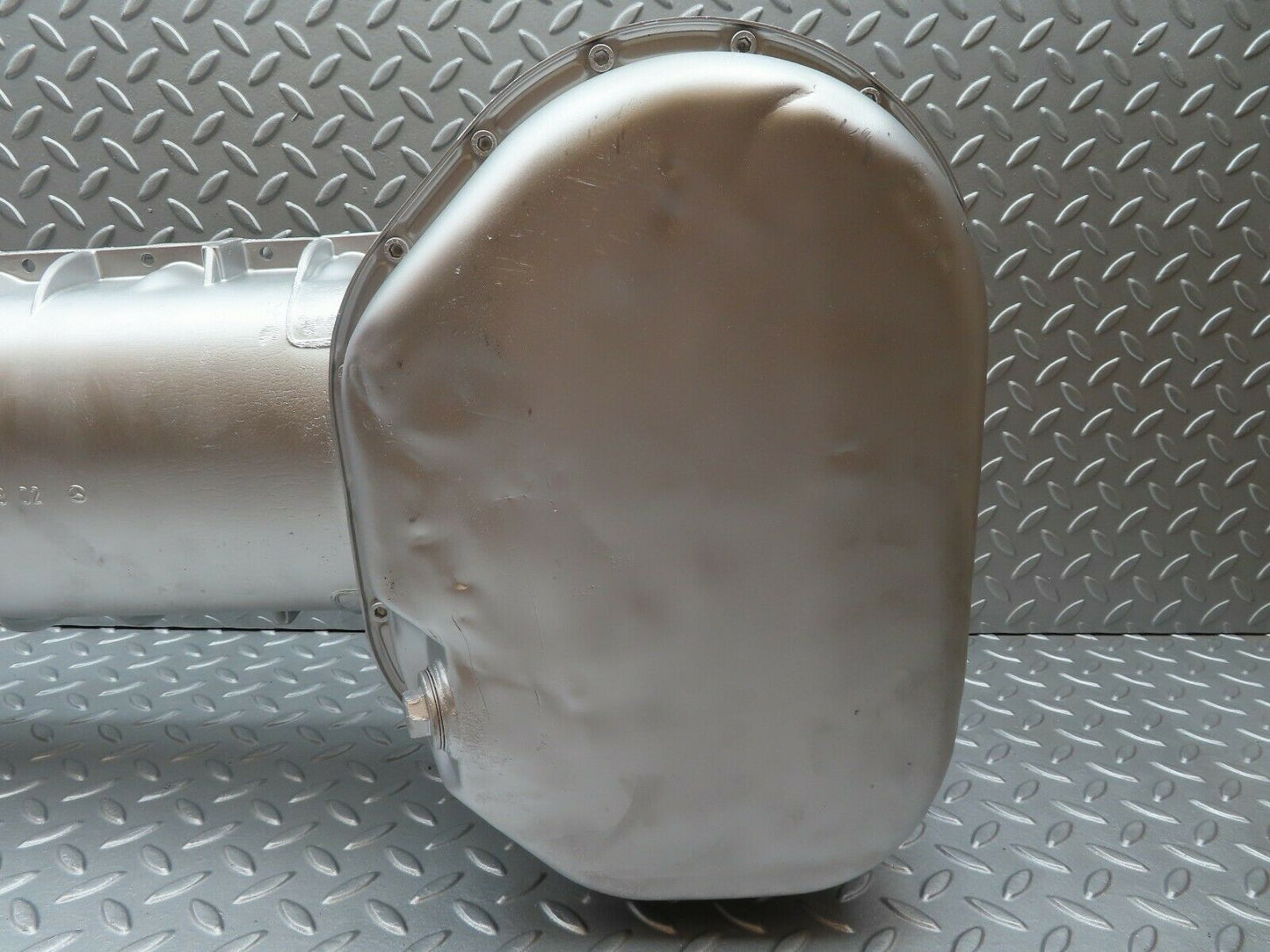 3492 Mercedes-Benz W108 280SE Oil pan Oil sump 1080140302