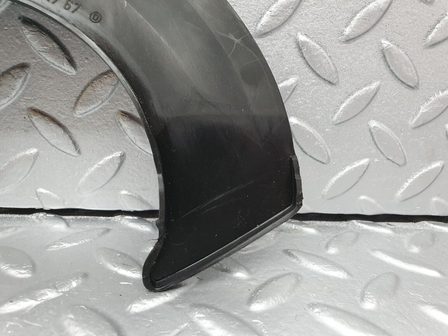 41462 Mercedes-Benz W124 200E Wiper Surround Trim Cover 1246201767