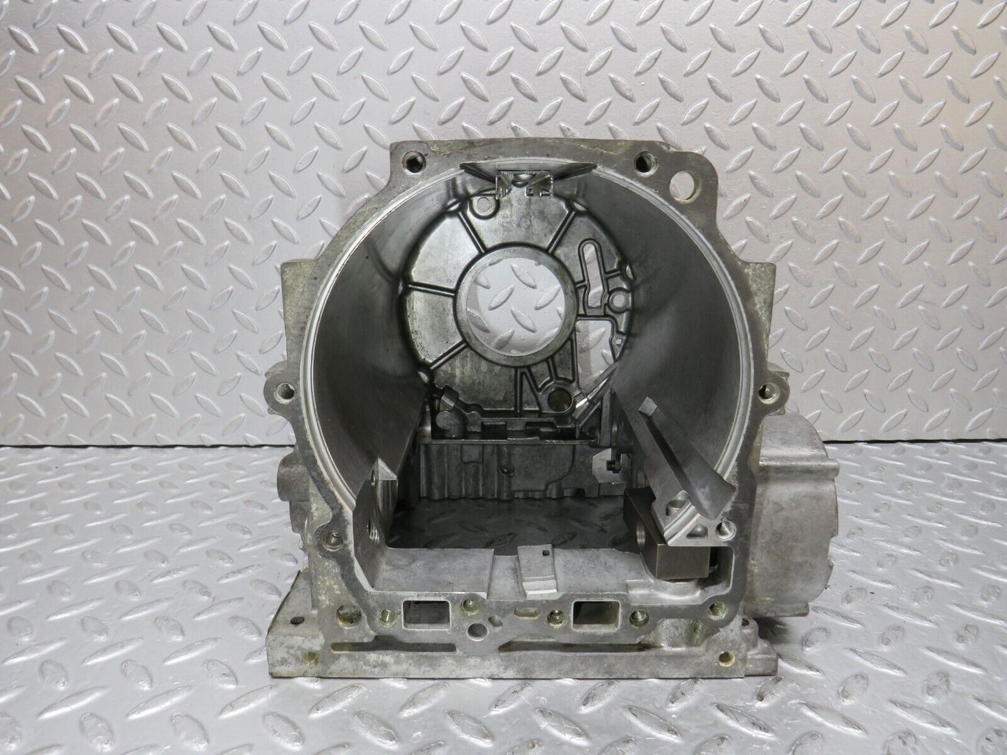37679 Mercedes-Benz W109 300SEL Automatic Gearbox Housing 1152712601 1092701201