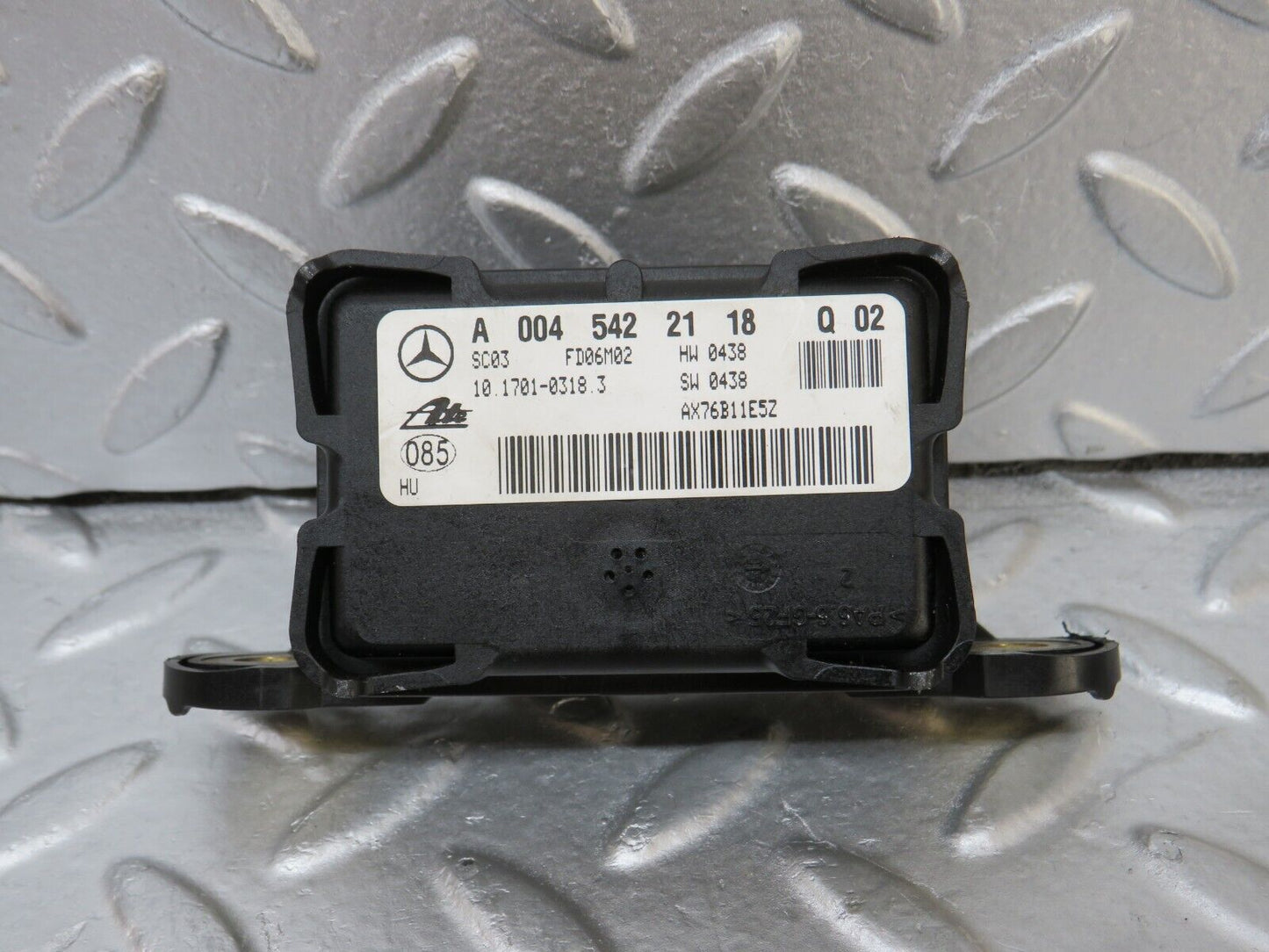 35144 Mercedes-Benz W221 ESP Yaw Rate Sensor 0045422118