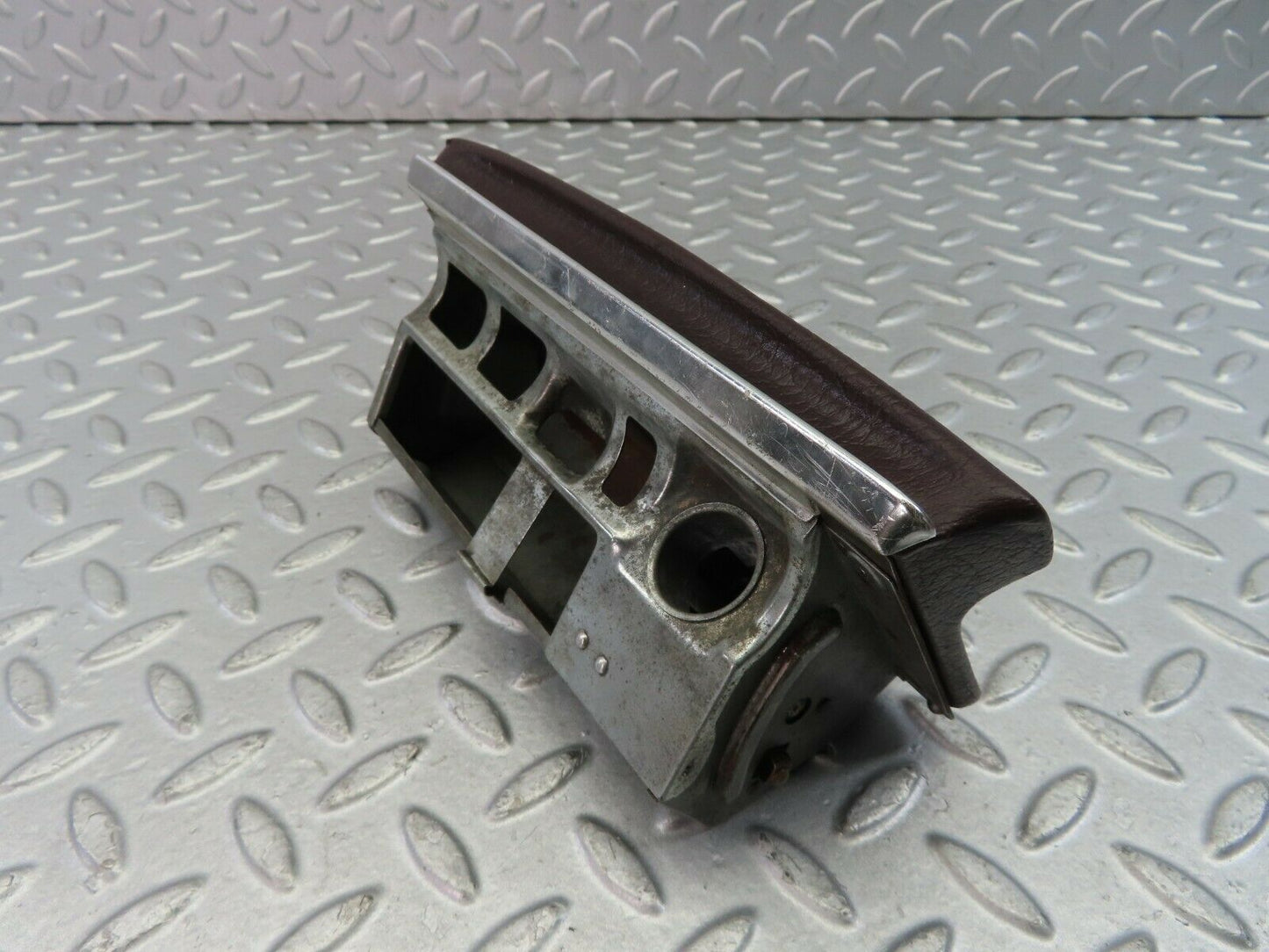 9210 Mercedes-Benz W114 Centre Console Ashtray Brown