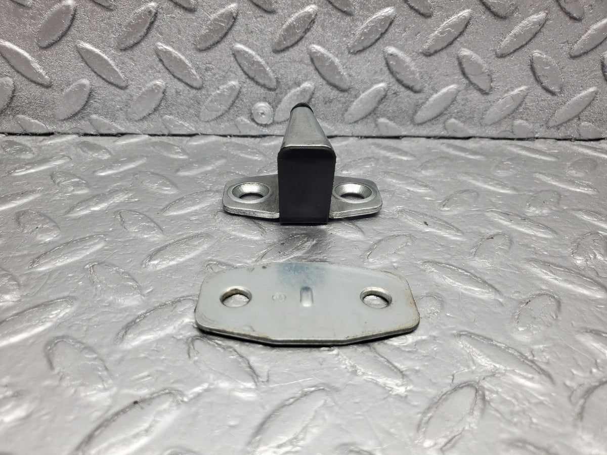 W201 Baby Benz door lock latch used OEM