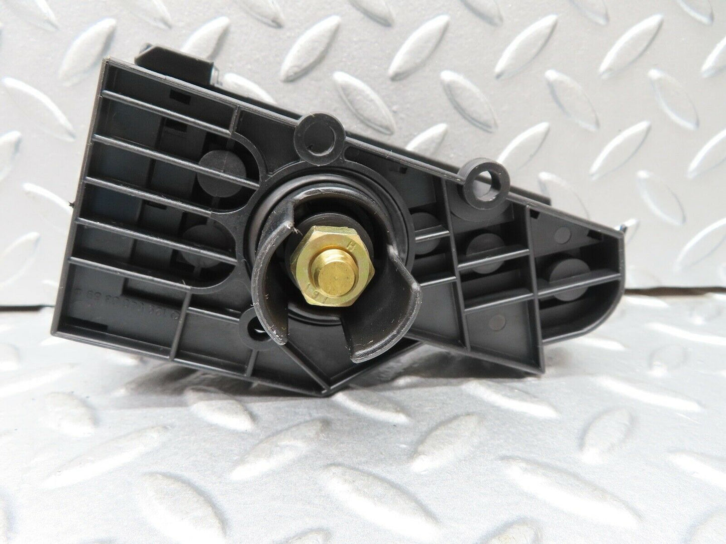 17263 Mercedes-Benz R129 300SL Coupe Cable Wire Distributor Connector