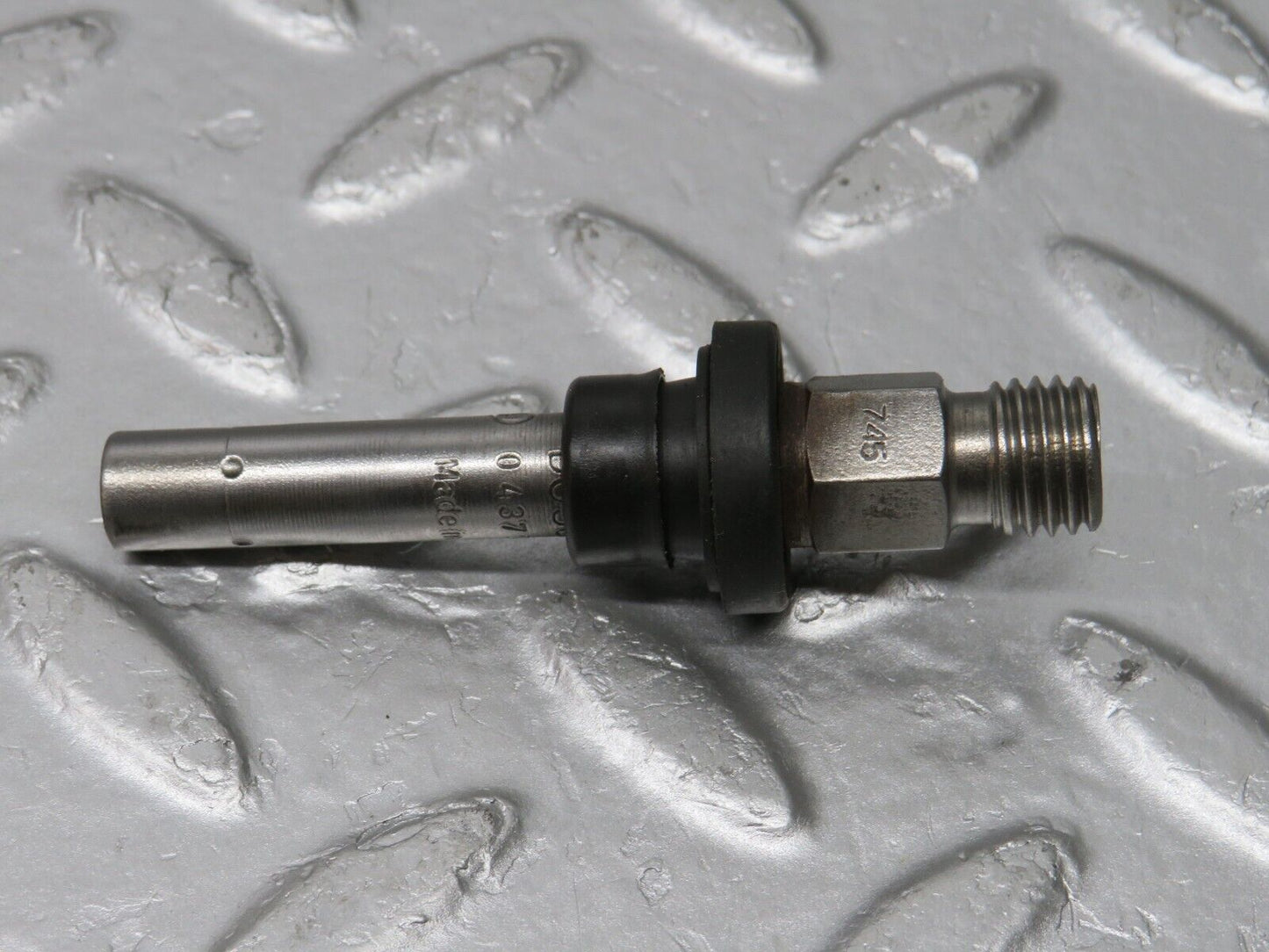 32708 Mercedes-Benz S124 300TE Wagon Fuel Injector Bosch 0437502010