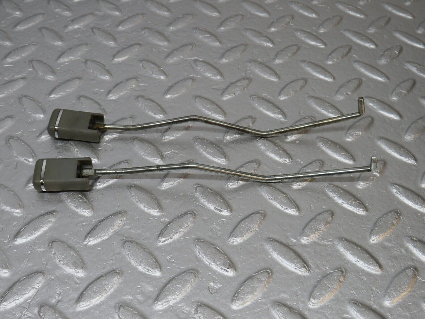 39752 Mercedes-Benz R129 320SL Coupe Door Lock Knob Pair