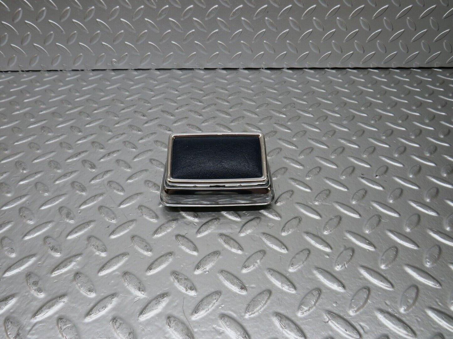 25096 Mercedes-Benz C107 Rear Door Ashtray Blue