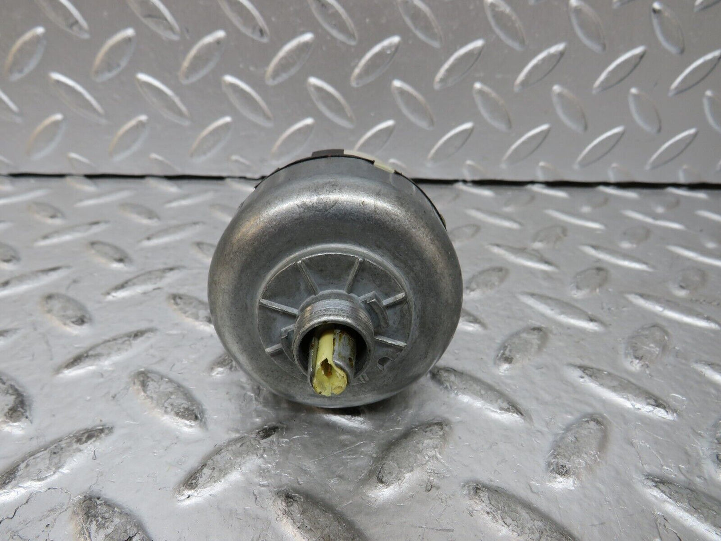 27261 Mercedes-Benz W123 280E Headlight Switch