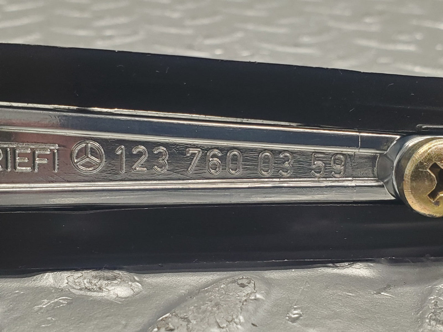 47239054