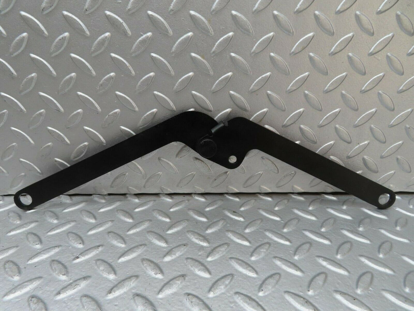 15555 Mercedes-Benz R107 450SL Bonnet Hinge Right Side