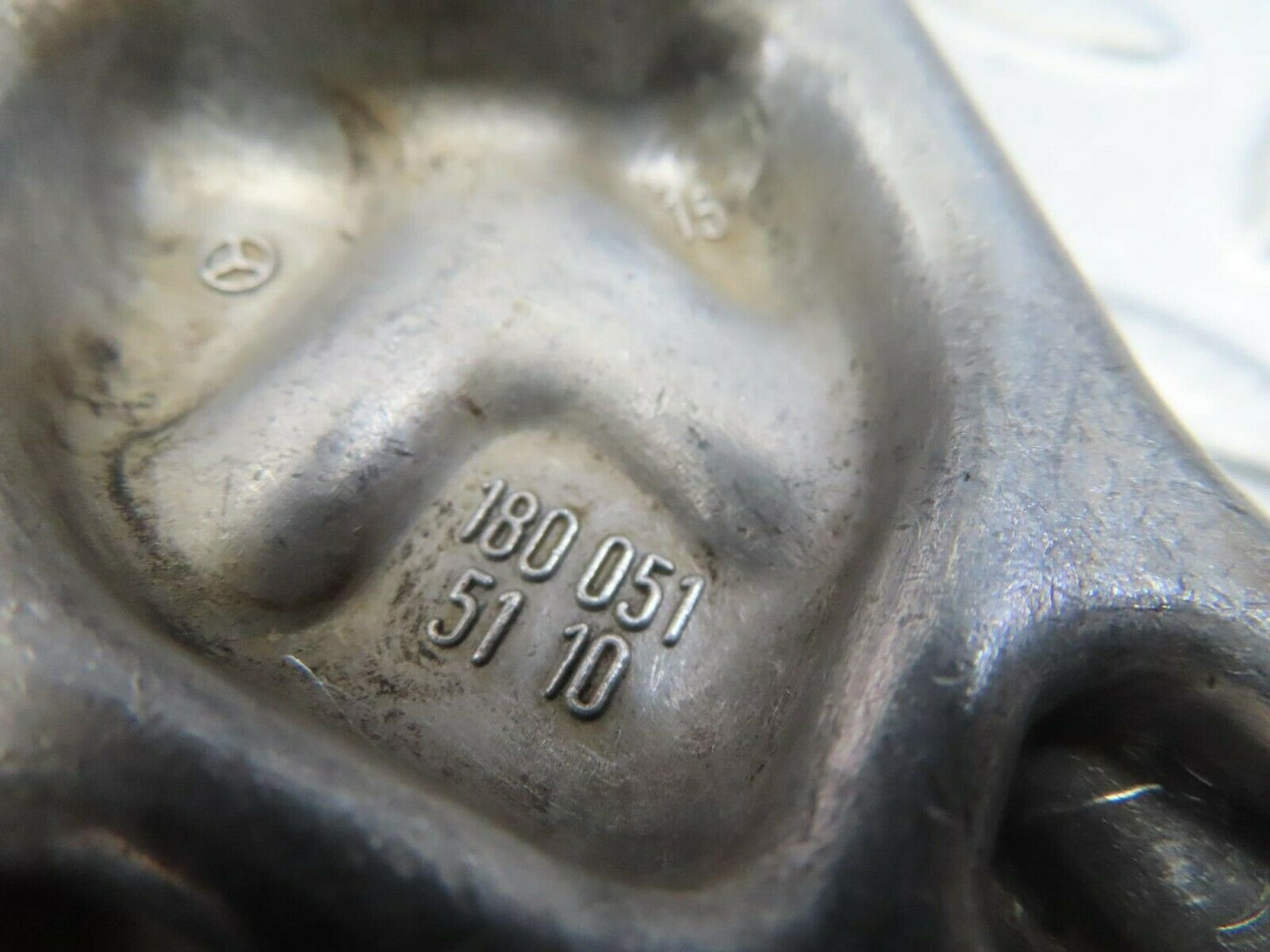 9108 Mercedes-Benz W108 Camshaft Tower Bearing 1800515110