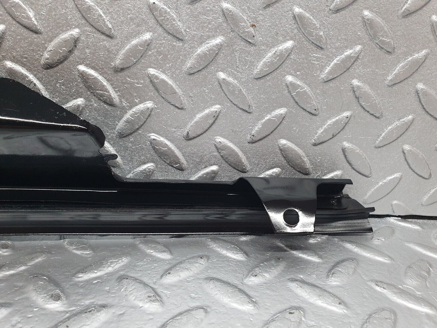 43903 Mercedes-Benz C123 230CE Coupe Rear Right Window Channel Support Bracket