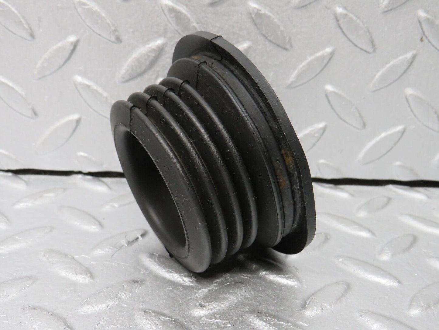 38043 Mercedes-Benz A124 320E Cabriolet Steering Column Rubber 1244620396