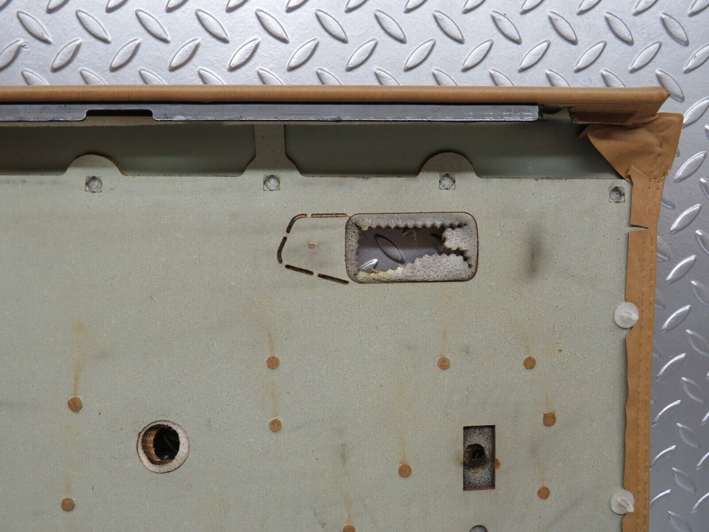 25464 Mercedes-Benz W123 200 Rear Right Door Card Palomino