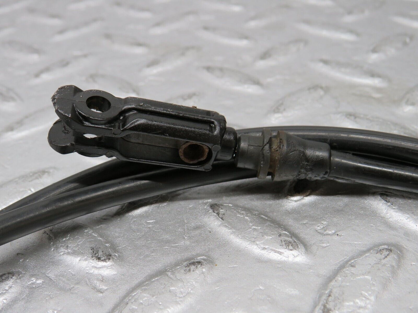 36710 Mercedes-Benz W201 190E Bonnet Release Cable