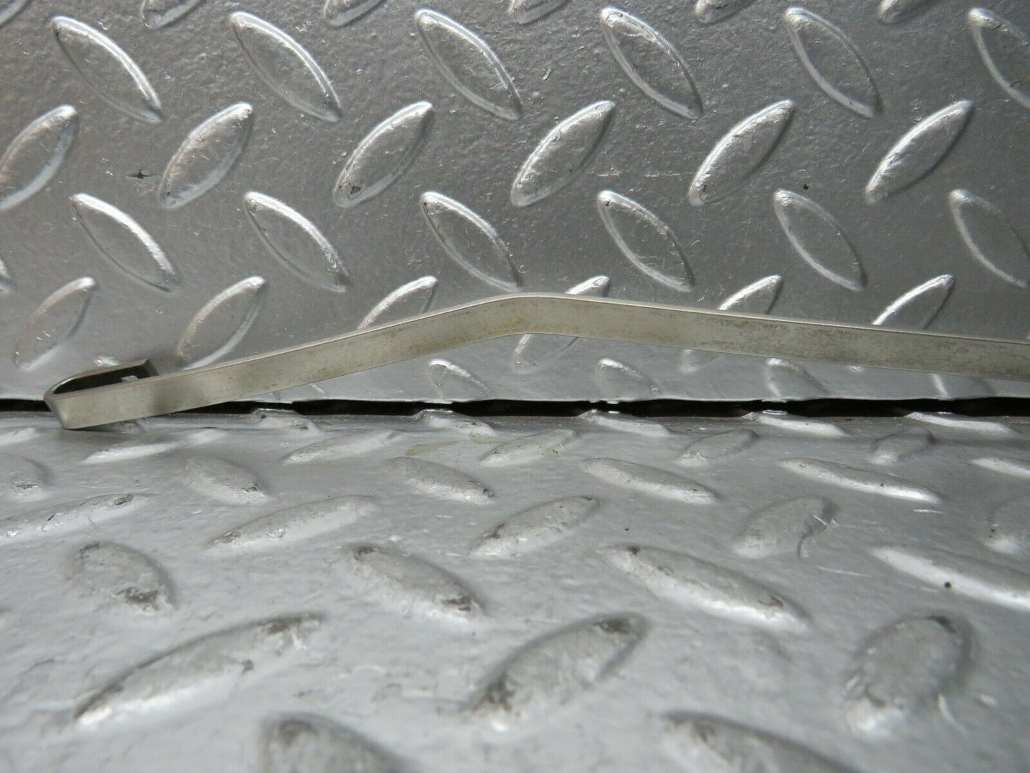 23556 Mercedes-Benz W114 280E Wiper Arm Left Side