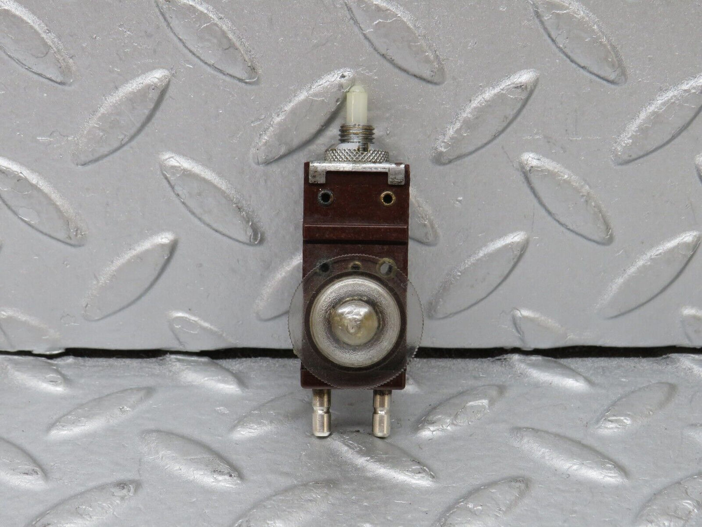 35823 Mercedes-Benz W108 Glove Box Light Switch 56383000