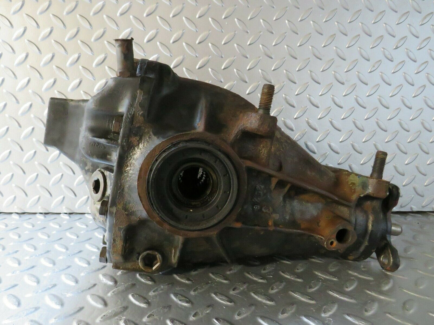 22650 Mercedes-Benz S123 280TE Wagon Rear Differential Ratio 3.58 1153513208