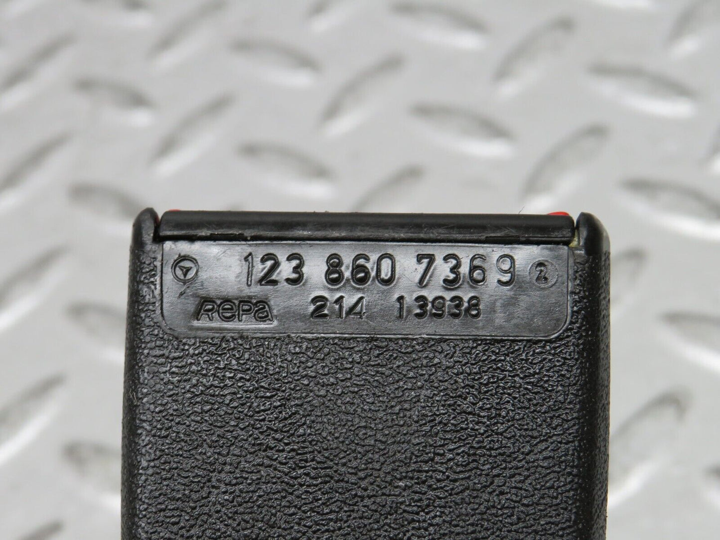 28636 Mercedes-Benz W123 280E Seat Belt Buckle Rear 1238607369