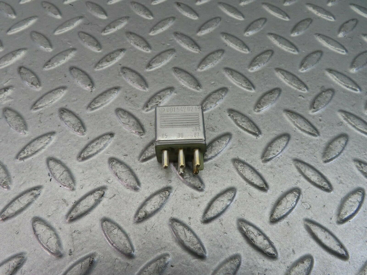 9424 Mercedes-Benz C124 300CE Coupe Multi Purpose Relay 0015420219