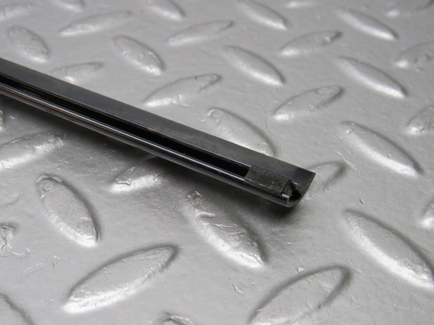 38524 Mercedes-Benz R129 280SL Coupe Left Door Window Moulding Trim
