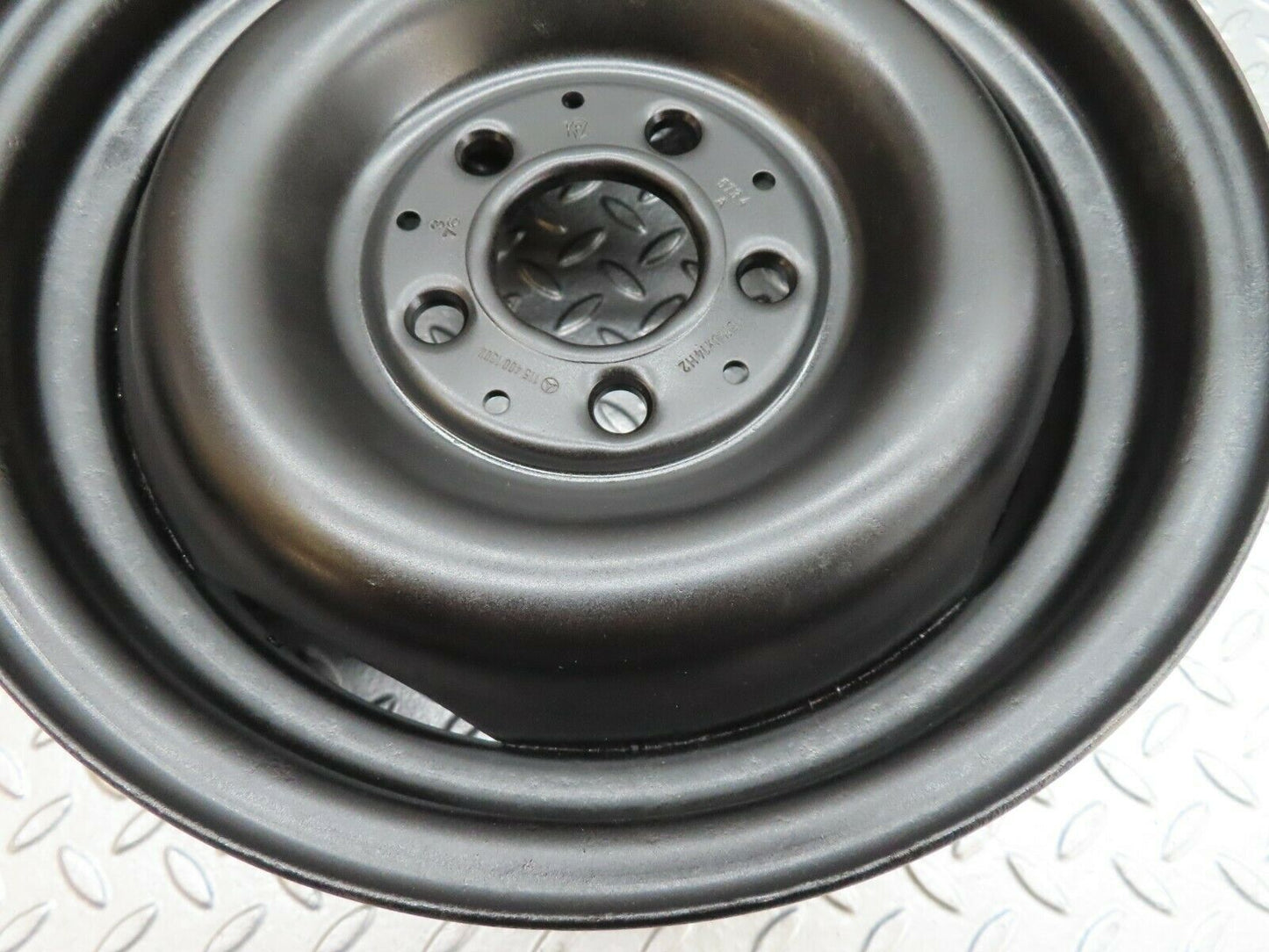 18026 Mercedes-Benz Steel Wheel 5.5Jx14H2 ET30 1154001302