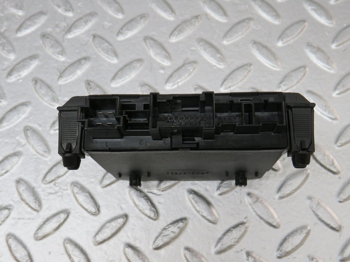 34759 Mercedes-Benz W210 320E Door Control Unit Front Right 2108207626