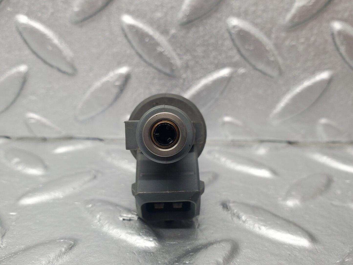 46243 Mercedes-Benz W124 280E Fuel Injector Bosch 0280155209 0000787323