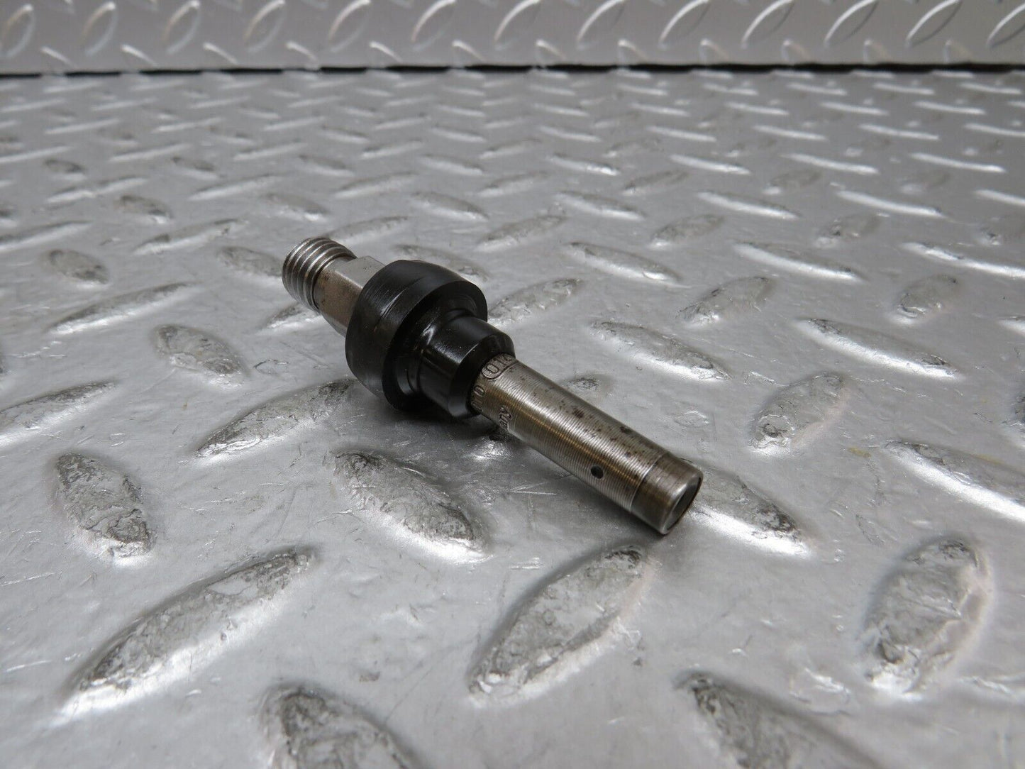 27427 Mercedes-Benz W123 280E Fuel Injector Bosch 0437502010