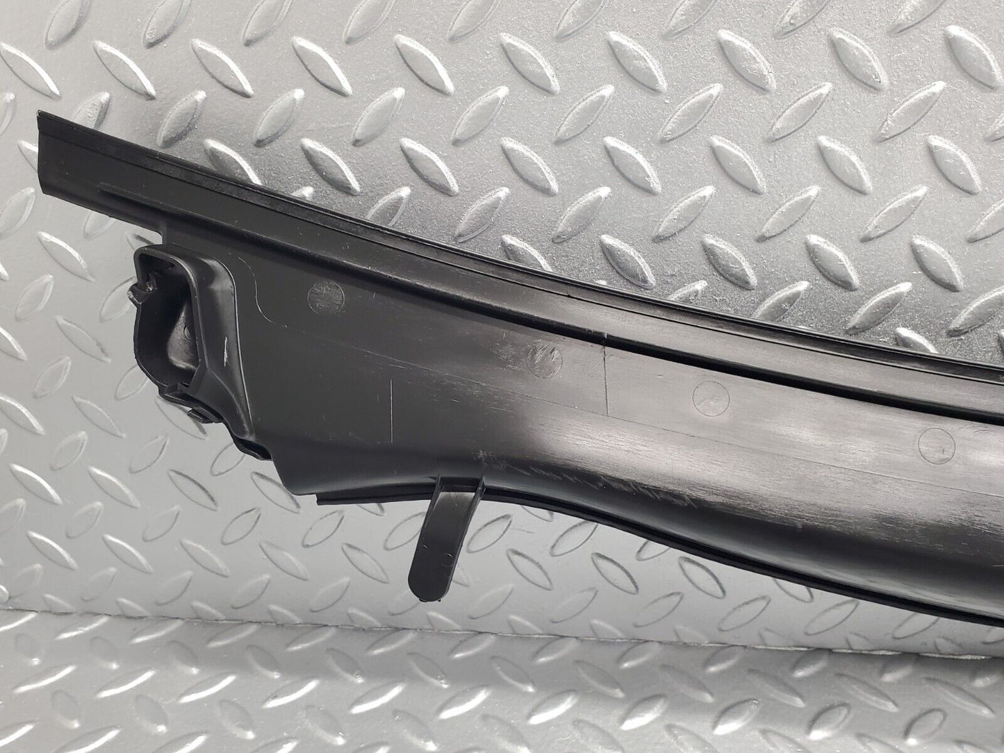 44207023