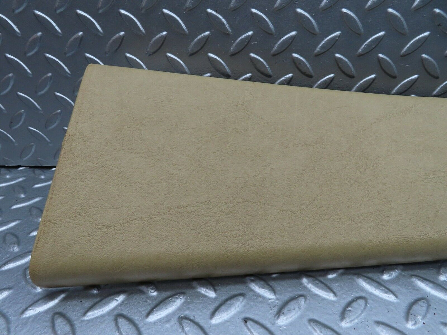 21044 Mercedes-Benz W123 230E B Pillar Cover Left Side Beige
