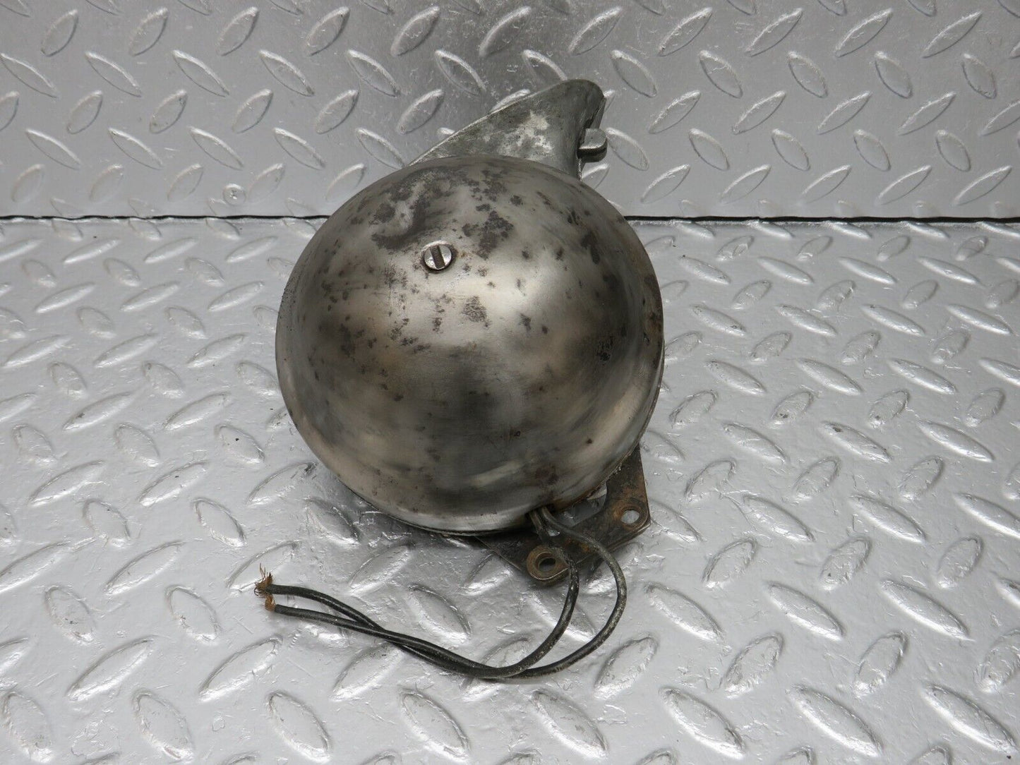 40363 Mercedes-Benz W110 230 Horn Lucas