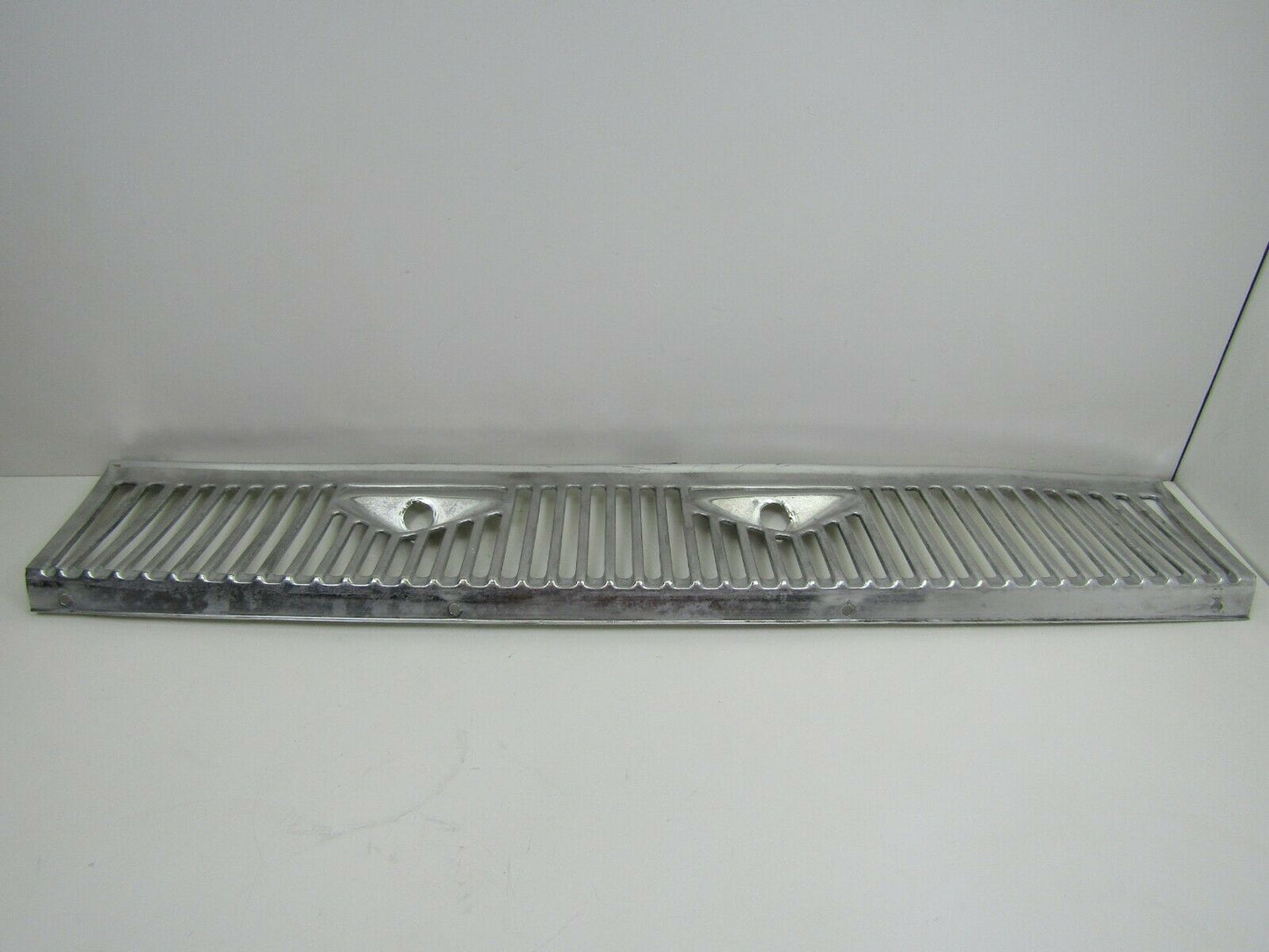 2115 Mercedes-Benz W116 350SE Chrome Air Vent Wiper Cover Grille