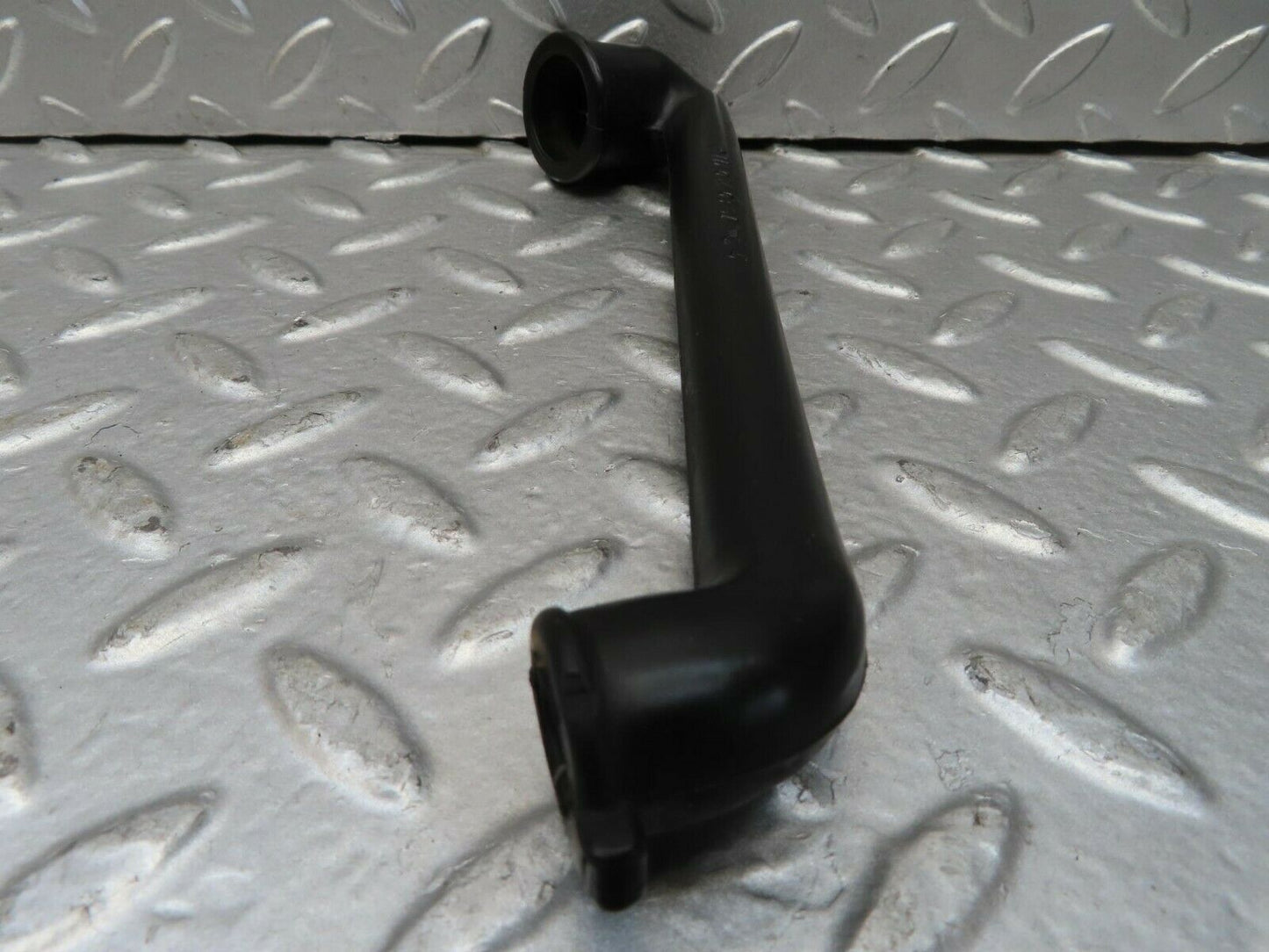 15688 Mercedes-Benz R107 450SL Crankcase Breather Hose 1170940391