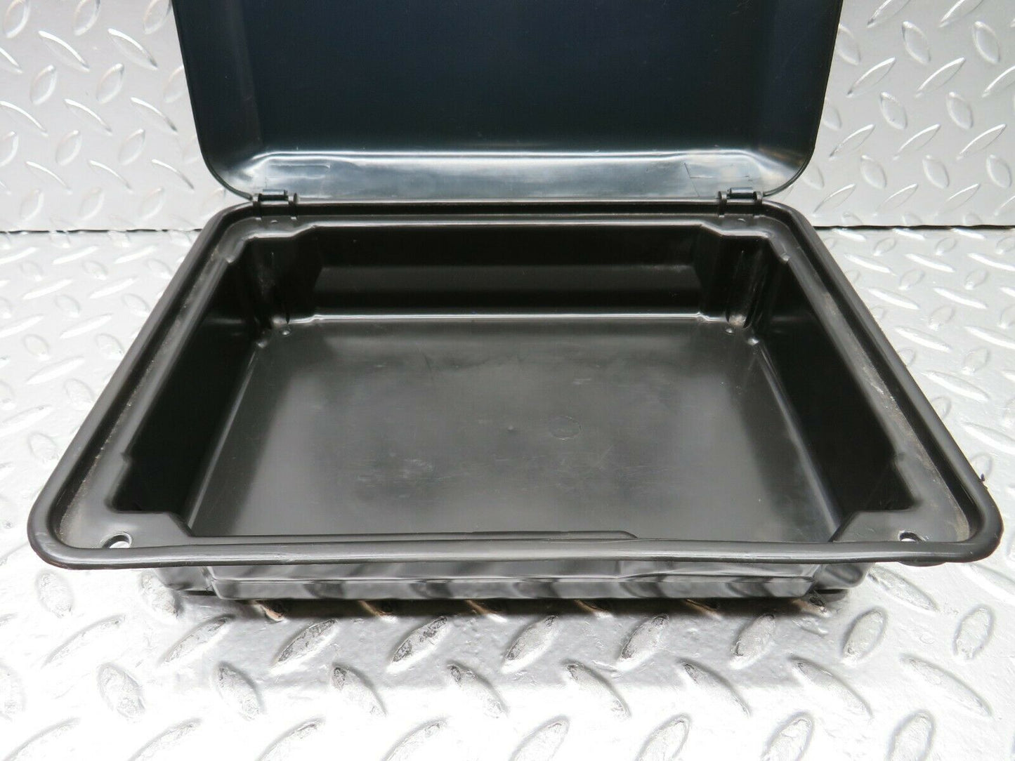 22962 Mercedes-Benz C123 230CE Coupe First Aid Box 1238650353