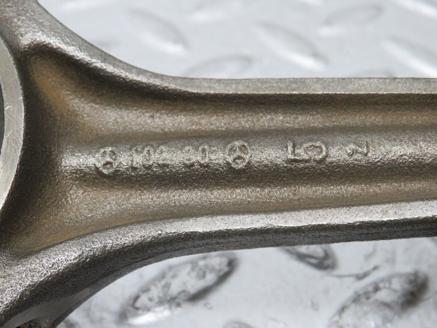 29911 Mercedes-Benz W123 230E Piston With Connecting Rod 96.47 mm 10200