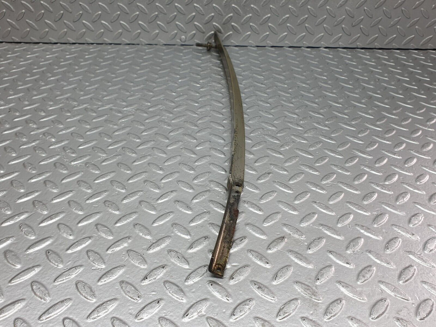 43711 Mercedes-Benz C126 380SEC Coupe Left Door Window Channel