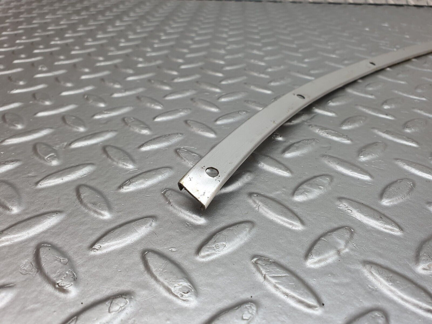 43048 Mercedes-Benz R107 Hardtop Interior Roof Chrome