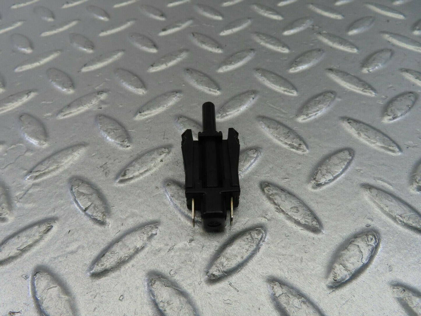 10737 Mercedes-Benz W123 230E Door Contact Switch 0015458714