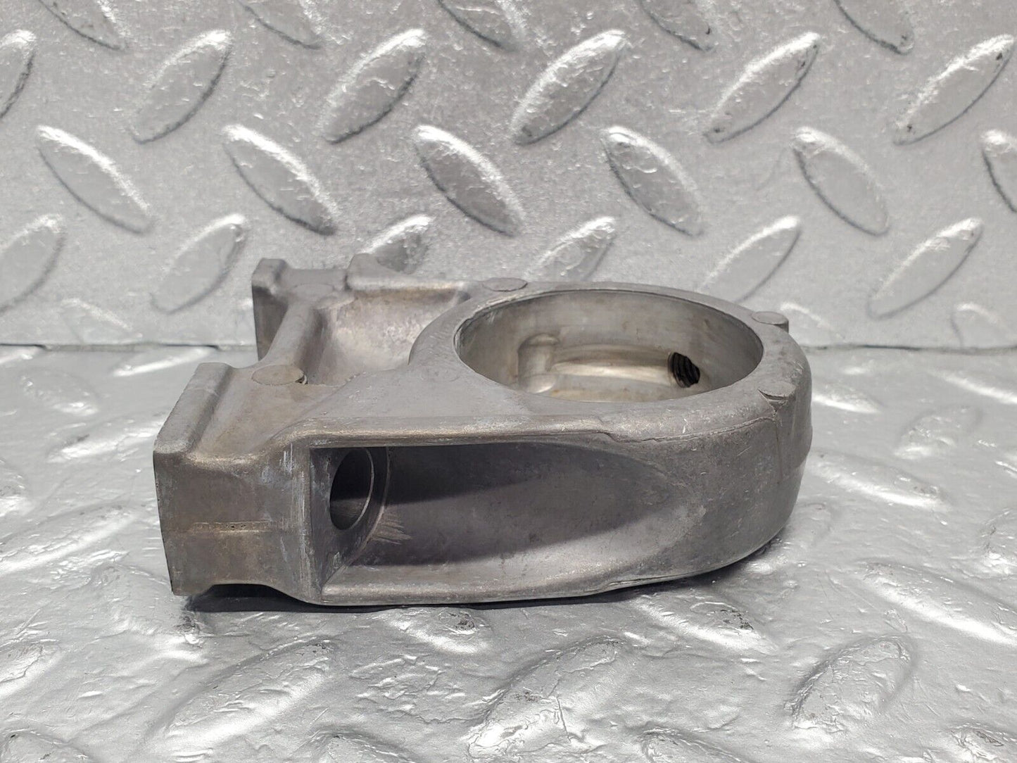 46268 Mercedes-Benz W126 420SE Camshaft Tower Bearing 1160514612