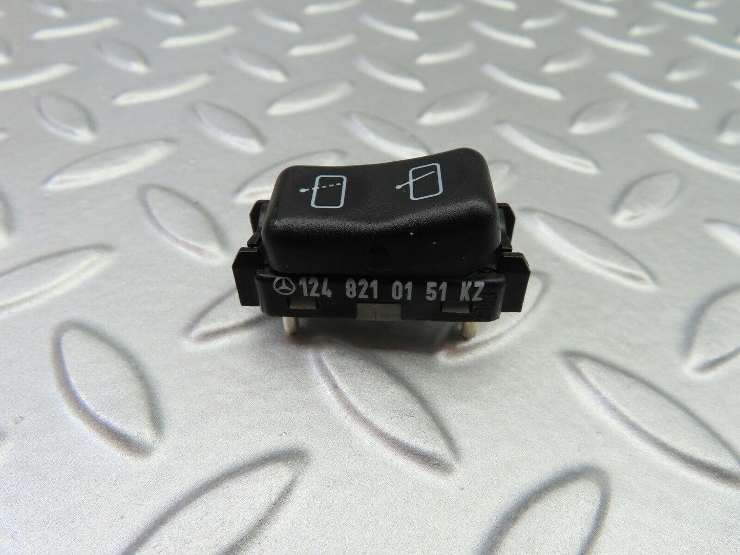 6469 Mercedes-Benz S124 E220 Wagon Windscreen Wiper Switch 1248210151