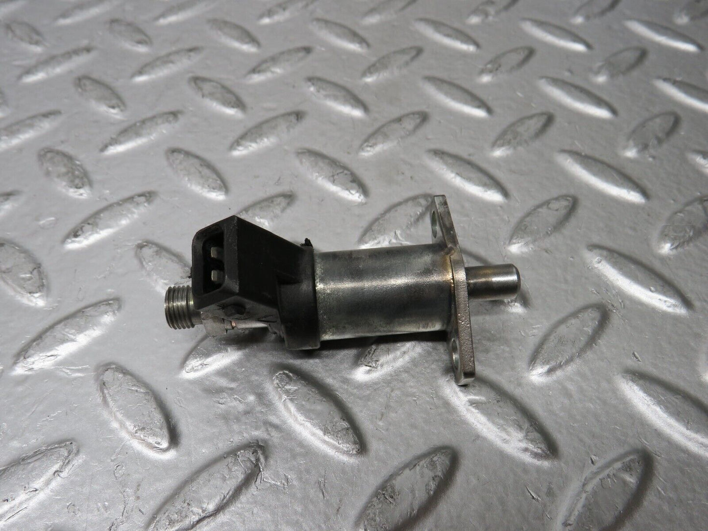 29866 Mercedes-Benz W123 230E Cold Start Valve Bosch 0280170403