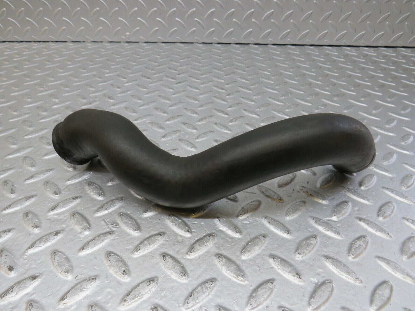 35423 Mercedes-Benz R107 280SL Coupe Radiator Coolant Hose 1075010282
