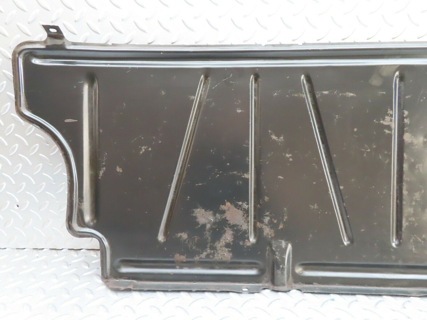 19189 Mercedes-Benz W123 300D Fuel Tank Cover Plate