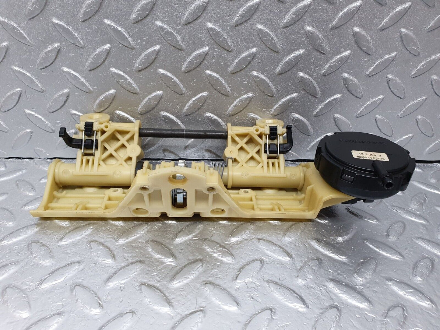 41841 Mercedes-Benz W202 C200 Headrest Folding Mechanism