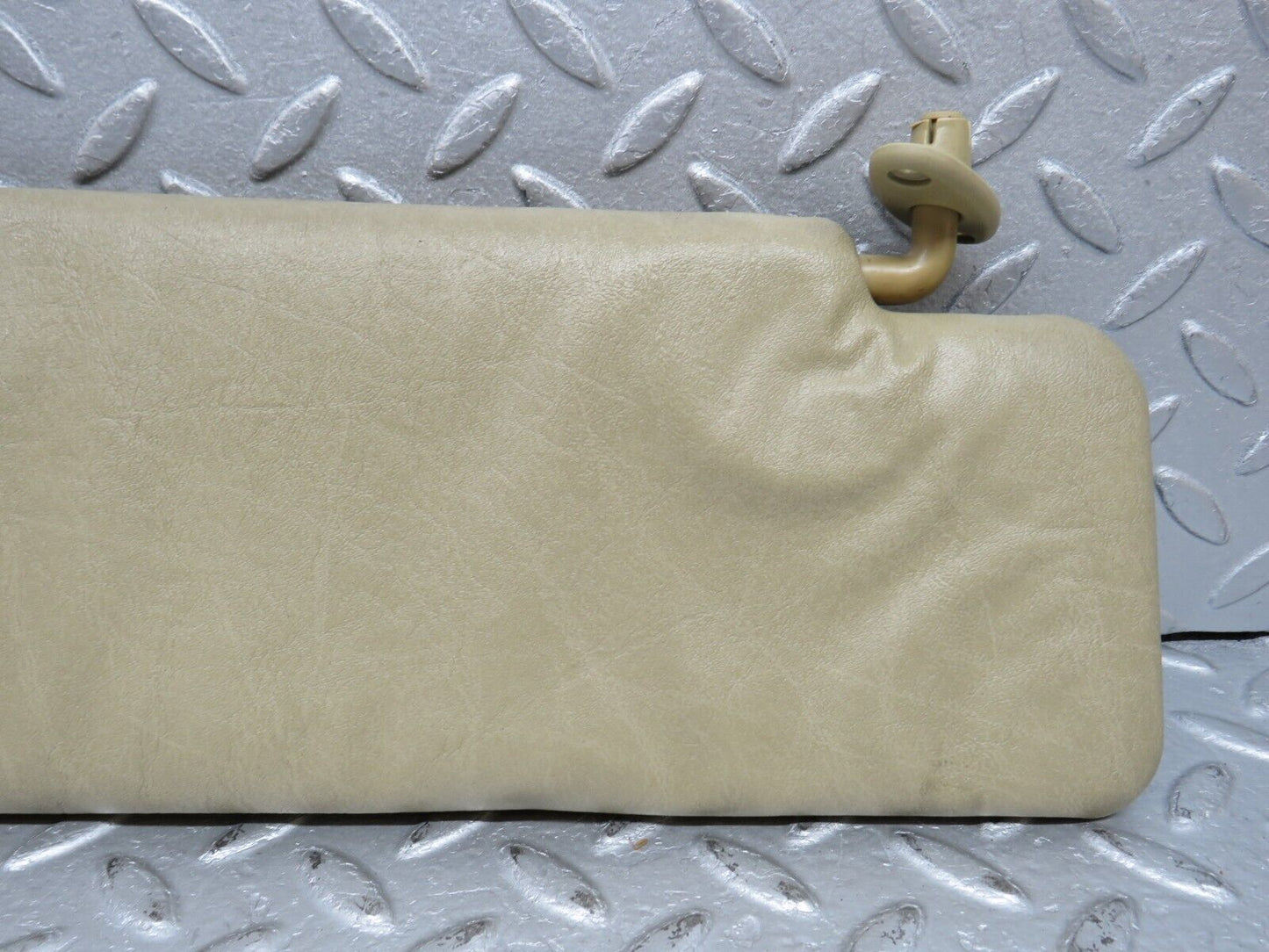 38684 Mercedes-Benz W201 190E Sun Visor Right Side Beige
