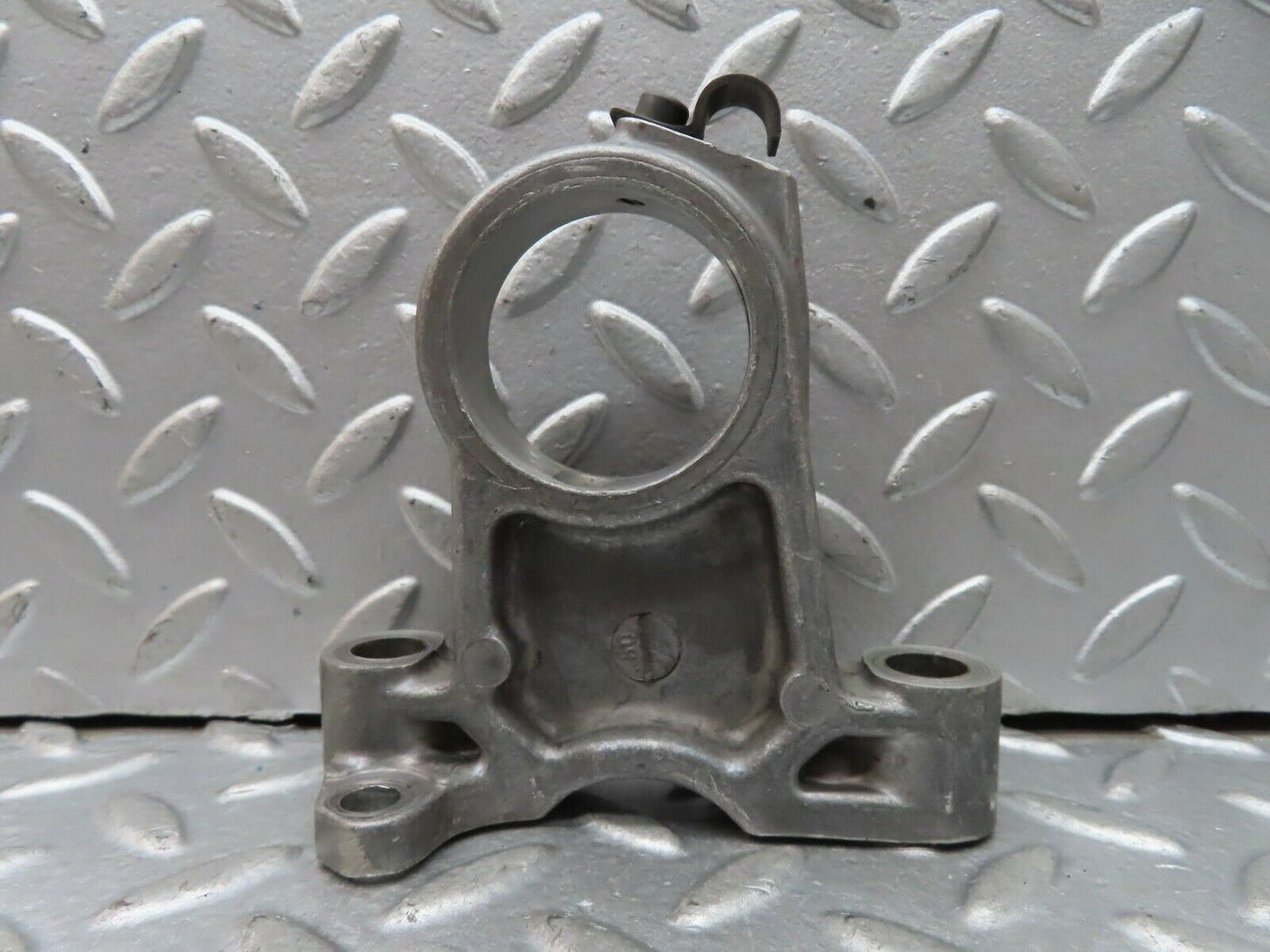 19244 Mercedes-Benz W123 300D Camshaft Tower Bearing 6160510612