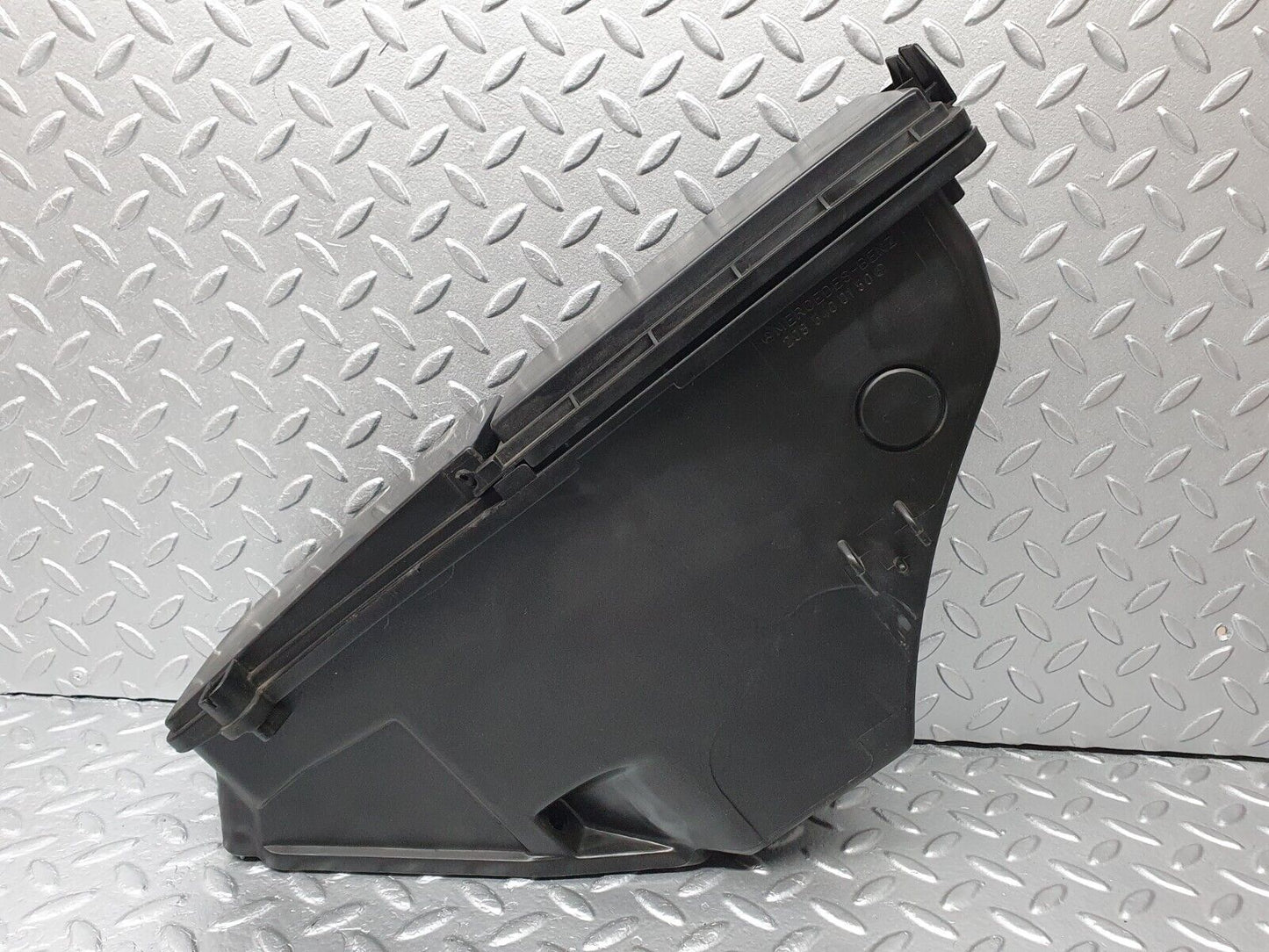 41817 Mercedes-Benz W202 C200 Fuse Box 2085400150 2025453700
