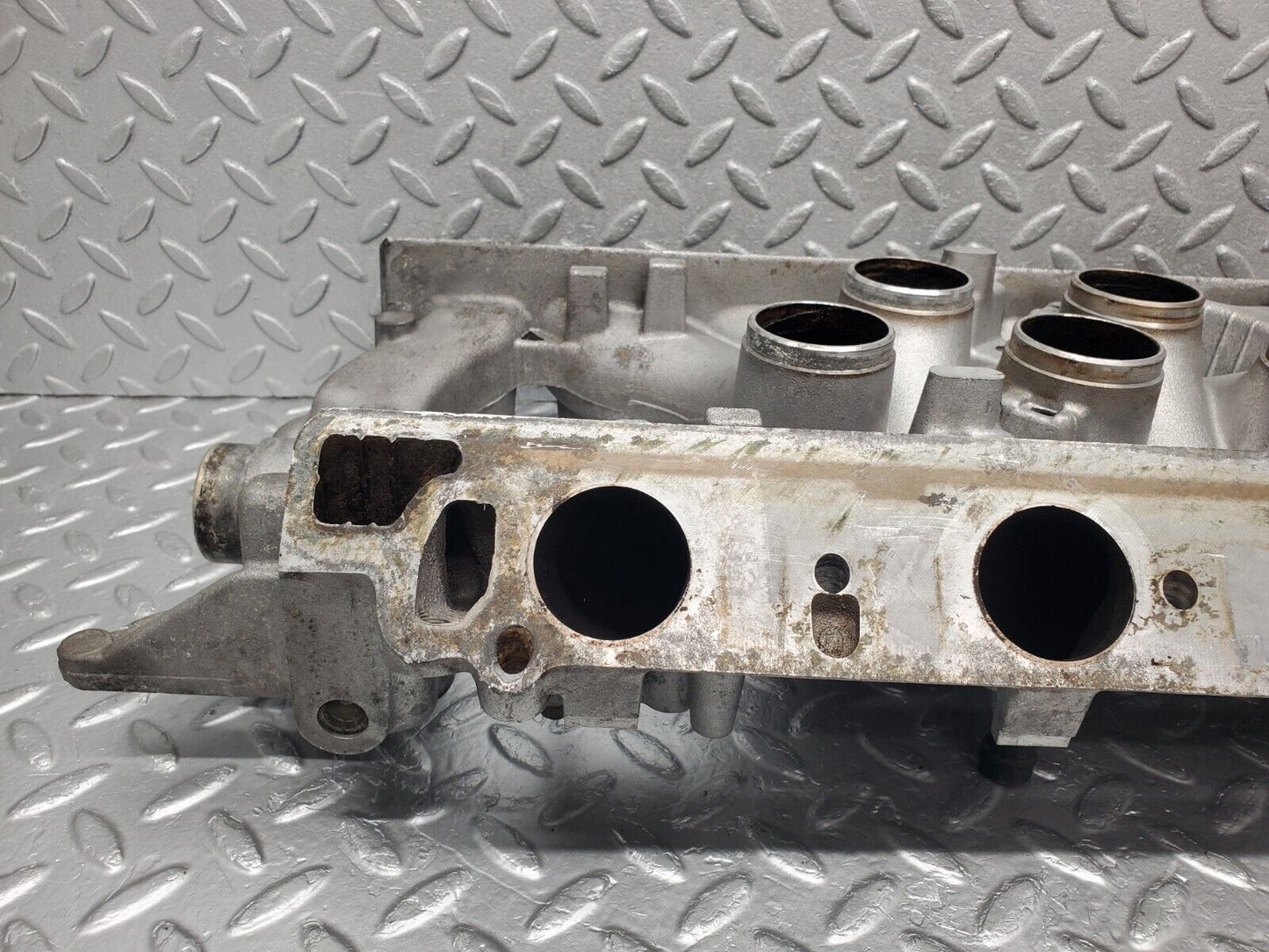 46091 Mercedes-Benz W126 420SE Air Intake Manifold 1161416501