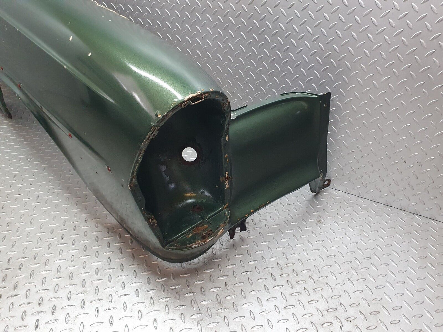 43424 Mercedes-Benz W108 280SE Front Right Wing Fender